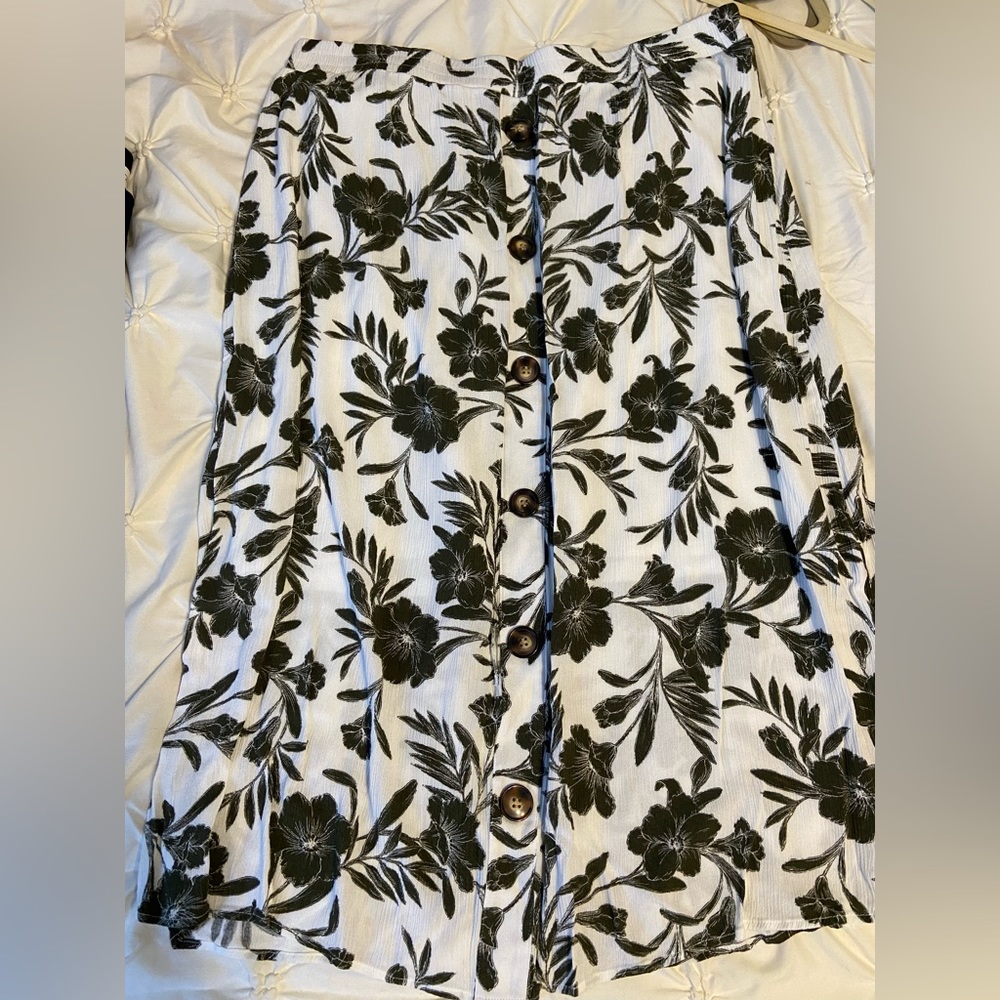 Summer lined skirt with elastic waist